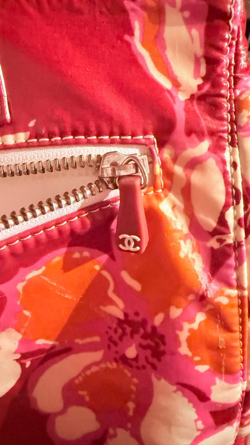 Chanel Vintage Floral Tote detail