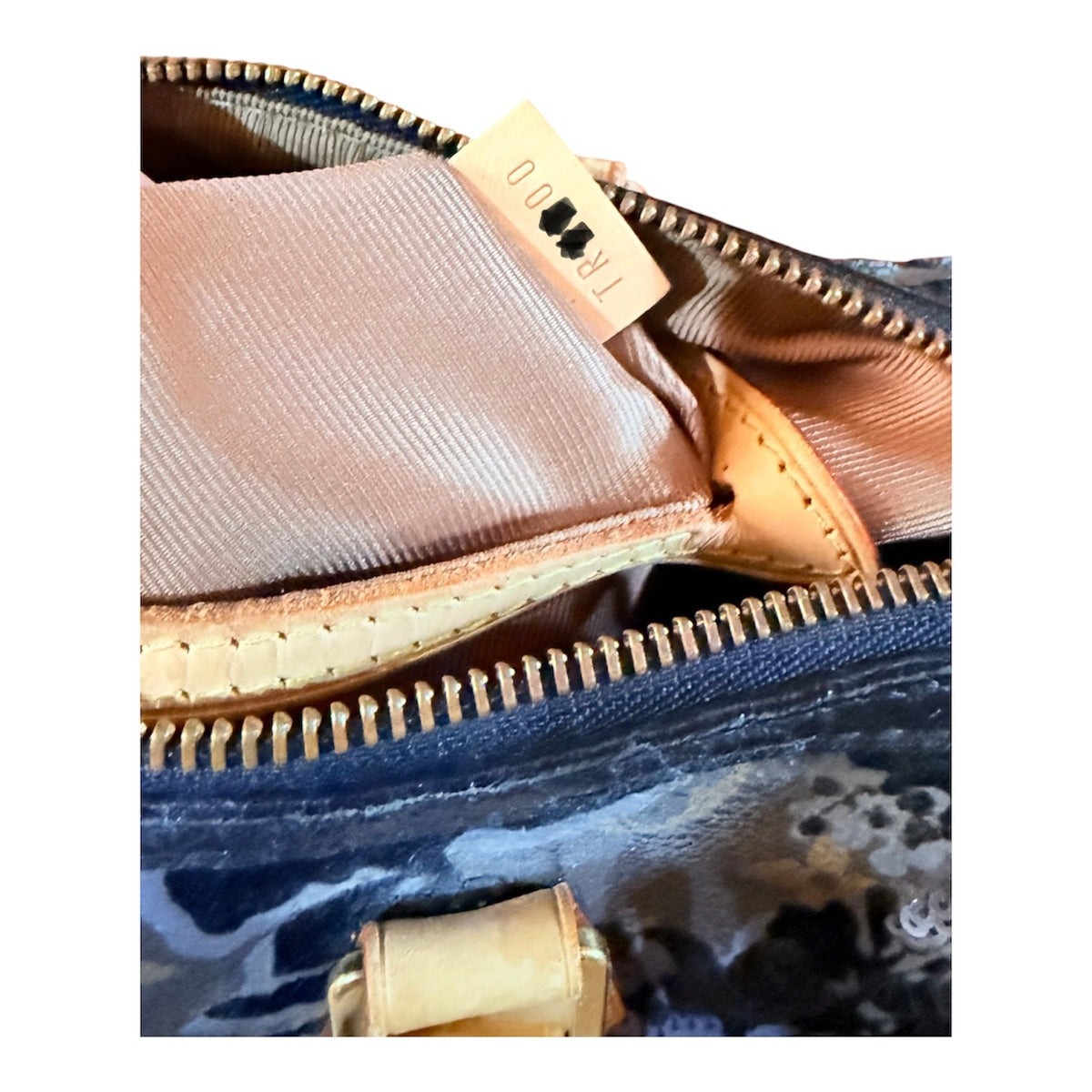 Louis Vuitton Speedy 30 Fleur de Jais dettaglio interno e codice